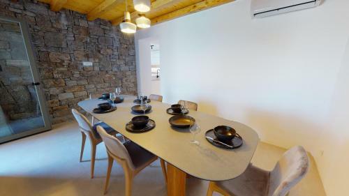 The Mykonist Panormos Exclusive Villas & Suites