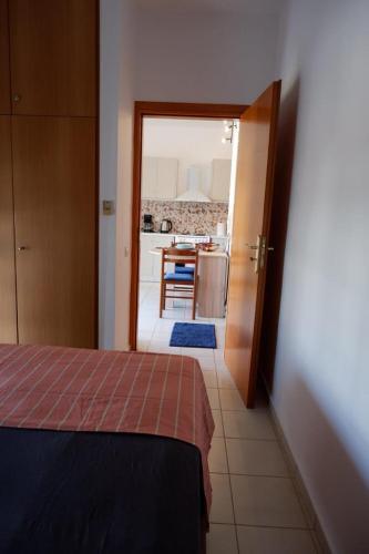 Quiet Apartment With Easy Access To Attractions.