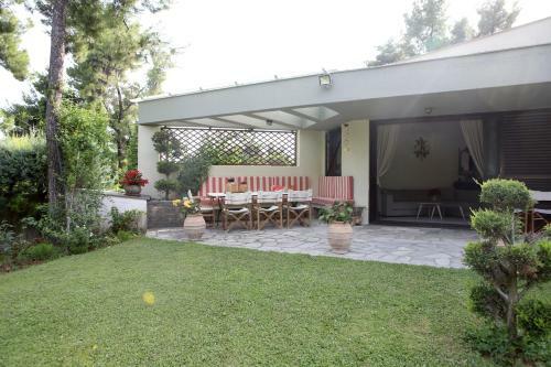 Sani Luxury Villa