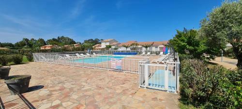 Les Villas A Nuciola, Piscine Et Plage