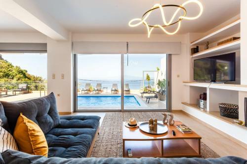 Aigli Luxury Villa - Seaview Panoramic Retreat