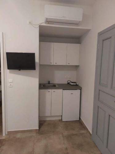 Androshouses - Agios Petros Beach Apartments