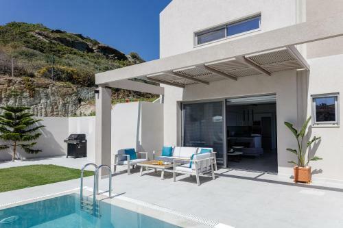 Villa Ligaria Pinnacle