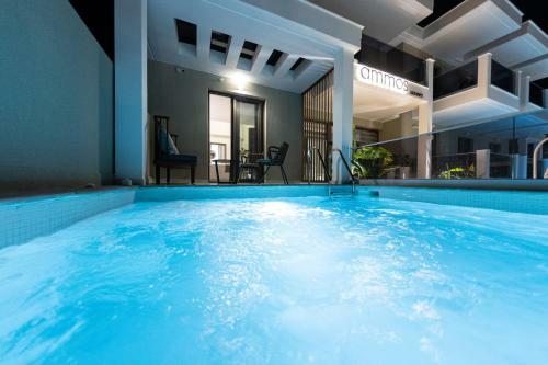 Ammos Luxury Apartments