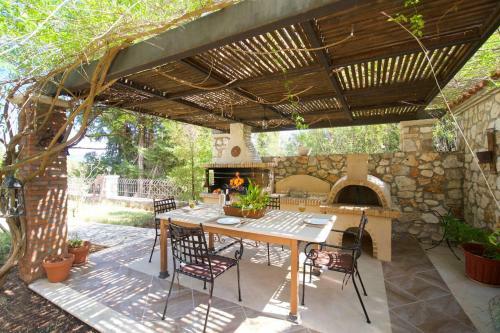 Villa Melissani By Villa Plus