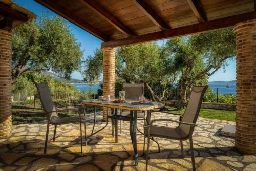 Anatoli Apartments