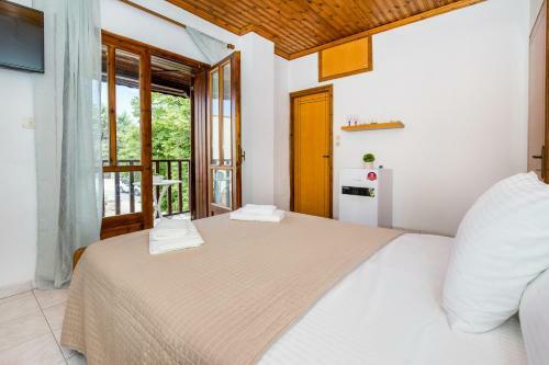 Mak Hotels