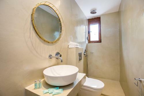 Mak Hotels