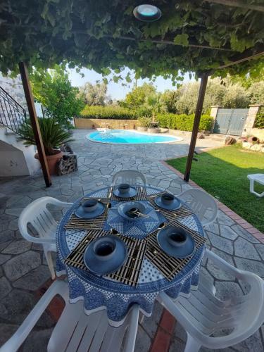 Villa The Cocoon And Olive Hut