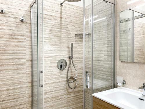 Bianco Apartment