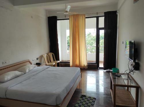 Hotel Sabari Residency