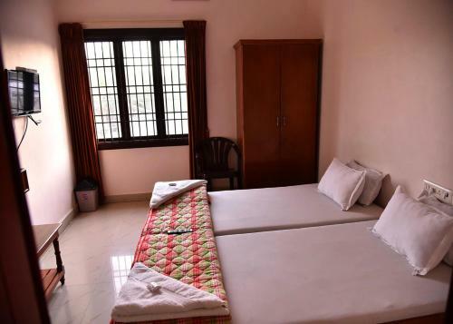Hotel Le Pondy Paradise