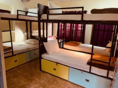 Black Pearl Hostel