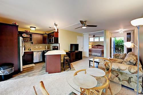 Hale Ono Loa Condo
