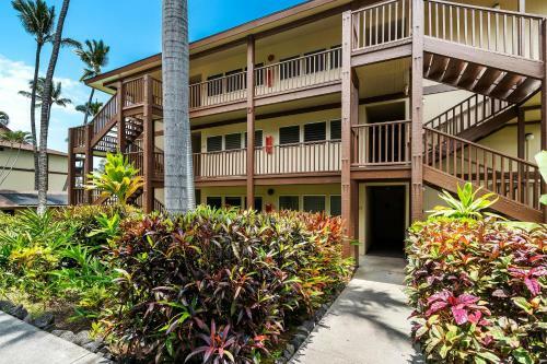 Kona Isle D2