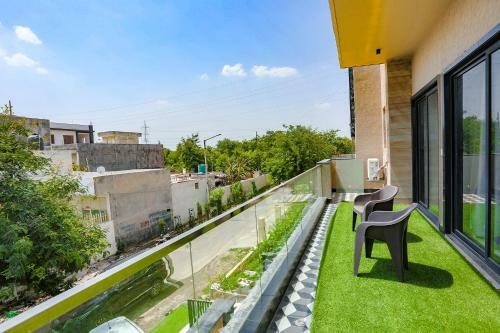 Hotel Fabexpress Aroma Corporate Suites
