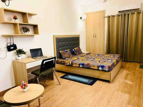 Apartamento Lovely And Beautiful Noida Studio