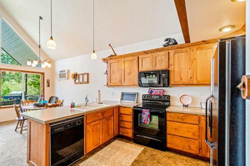 Garfield Bay View Home