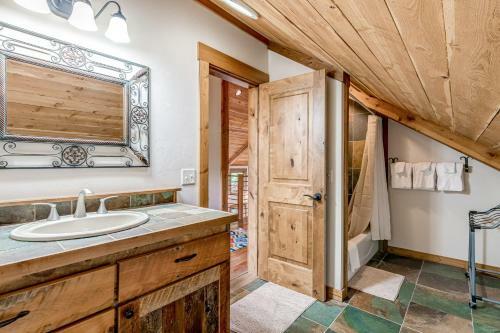 Moose Trail Adventure Home