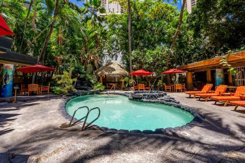 The Bamboo Oasis At Bamboo Waikiki #307