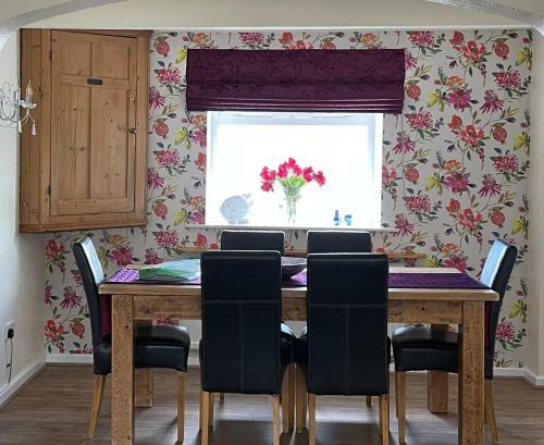 Cute And Cosy 2 Bed Cottage