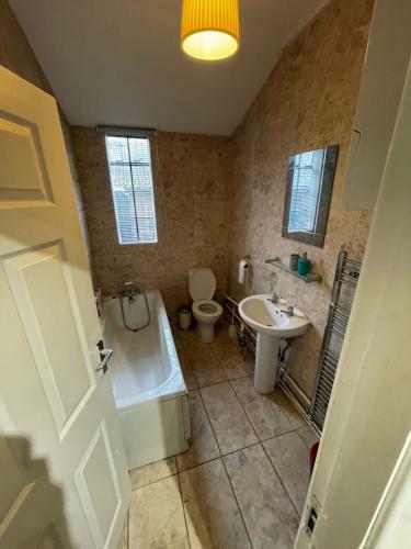 One Bedroom Apartment With Sceneric Views
