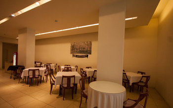 Hotel Lux