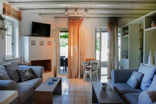 Villa M&m Mediterra In Paros Island