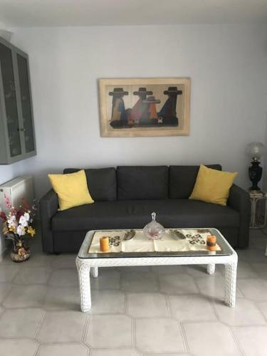 Panoramic Seaview Apartment In Saronida