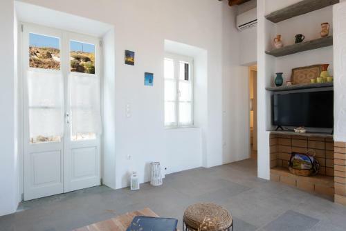 Tholos Guest House