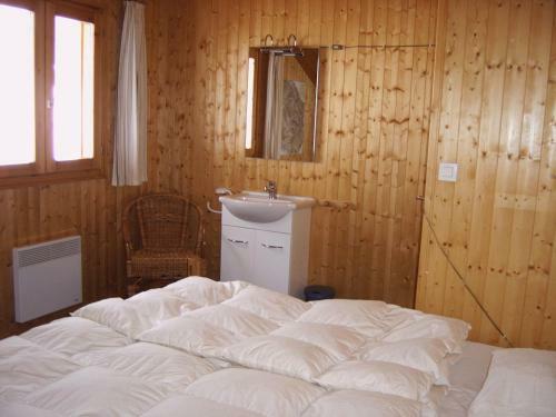 Chalet In Chatel Voor 8 Personen