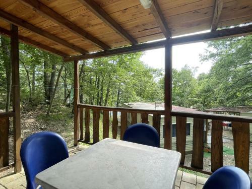 Pleasant Mobile Home In Toscana With Shared Pool