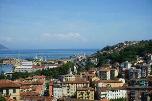 Sea View Blue Apartment