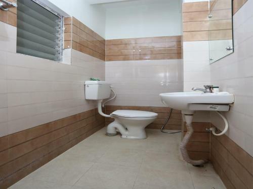 Hotel Oyo Flagship 13265 Aashray Guest House