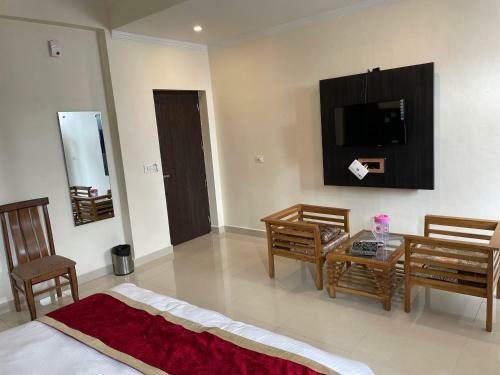 Rakus Place Hotel