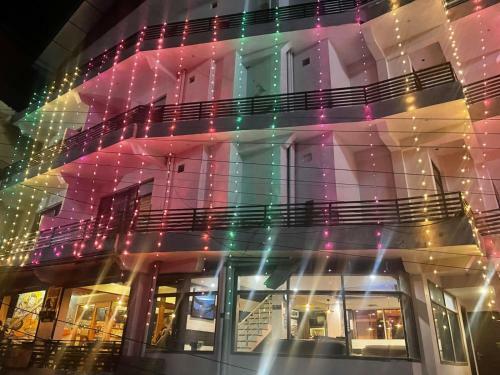 Rakus Place Hotel