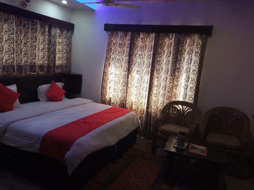Hotel Ravine Regency