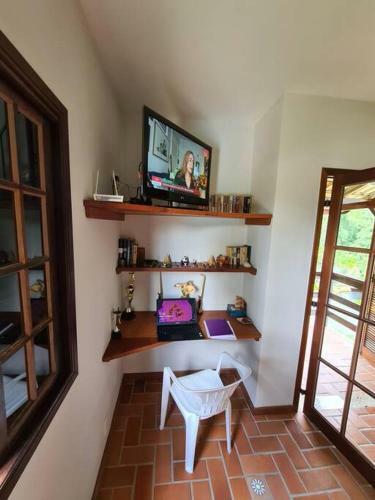 Casa de Campo Em Penedo Piscina E Sauna Privativas