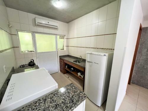 Posada Ref�gio Da Lagoinha - Centro De Bombinhas