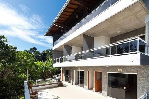 Posada Ref�gio Da Lagoinha - Centro De Bombinhas