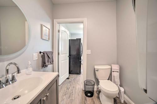 Apartamento Spacious Fort Wayne Condo With Porch And Storage!