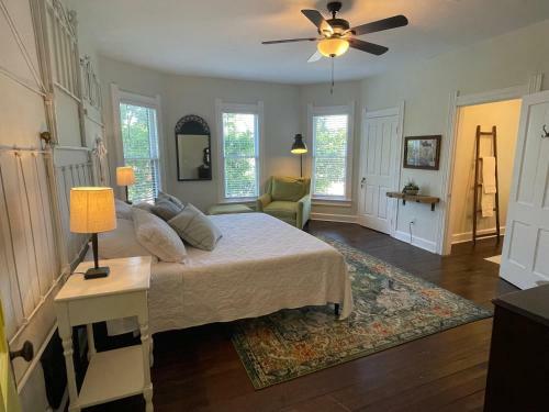 Olde Magnolia House