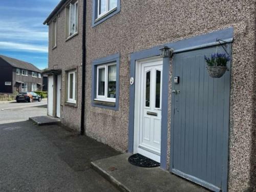Stunning 2 Bedroom House With Garden