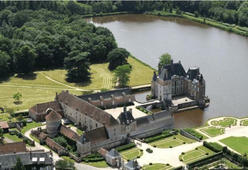 Au Bord De L'eau