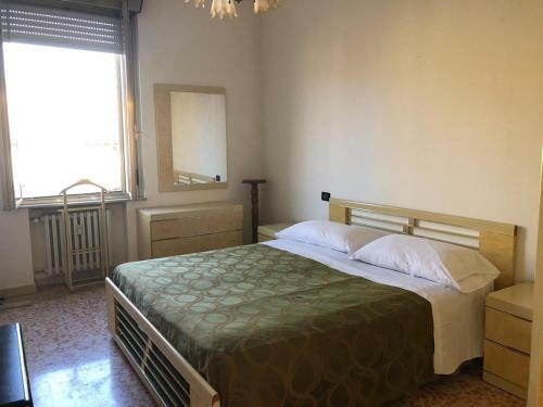 Panoramic Lake Apartment