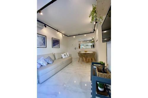 Flat � 400m Do Mar! Fa�a Tudo A P�! Com Piscina!
