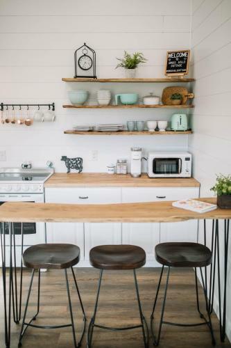 New Tiny Home On 250 Acre Dairy Farm Near Ark