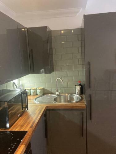 Hostal Modern Double Room In City Center Flat-3