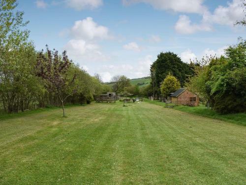 The Lodge - Uk11271