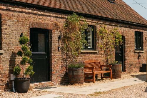 Bunkers Barn, 2 Bedroom Luxury Stay With Parking